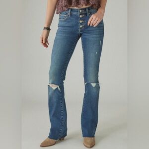 NWT Lucky Brand SWEET MID RISE BOOTCUT Jeans W/ LUCKY FREE STRETCH ❤️